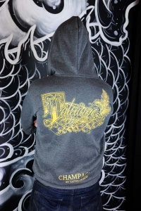 HOODZIP-CHAMP-D-GREY Tattoo-on-move Hoodie-a-capuche-avec-zip-ChampagneTatouage Tattooed-body-is-beautifful