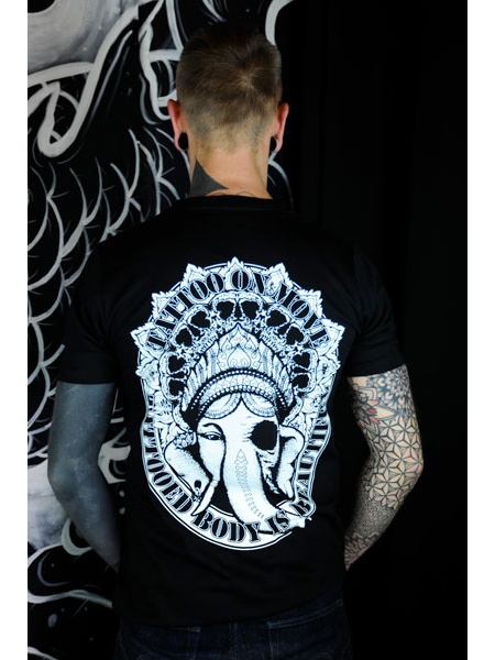 TS-GAN-NOIR Tattoo-on-move T-shirt Ganesh Tattooed-body-is-beautifful